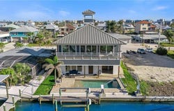 189 Curlew, FORT MYERS BEACH, FL 33931
