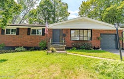 102 Yale Boulevard, Clarks Green, PA 18411