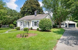 87 S Poplar Street, Angier, NC 27501