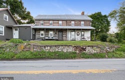 701 POTTS HILL ROAD, LEWISBERRY, PA 17339
