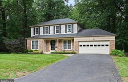 1092 LORAN CT, GREAT FALLS, VA 22066