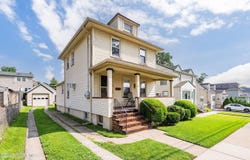 53 Ackerman Avenue, Saddle Brook, NJ 07663