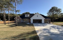 60 Ules Watson Drive, Greenbrier, AR 72058