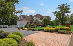 1 TURTLE CLAN COURT, MILLSTONE TOWNSHIP, NJ 08510
