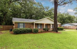 5366 Scanlan Way E, Satsuma, AL 36572