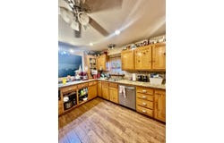 735 S 12th Street, Slaton, TX 79364