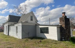205 S 5th St, Paris, AR 72855