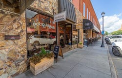 52 E Main Street, Franklin, NC 28734