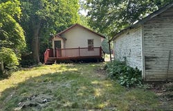 176 S Francis Avenue, Pontiac, MI 48342