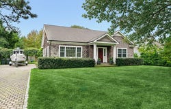 8 Bayberry Lane, East Quogue, NY 11942