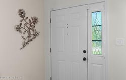 8904 Stony Falls Way, Louisville, KY 40299