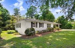 527 W College Street, Warsaw, NC 28398