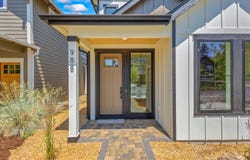 988 E Black Butte Avenue, Sisters, OR 97759