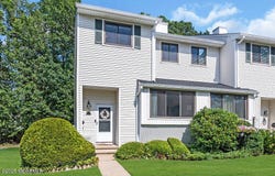 236 Clubhouse Drive, Middletown, NJ 07748