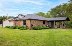 19277 E 1220 Road, Sayre, OK 73662