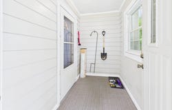 1910 W 10th Street, Anderson, IN 46016