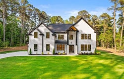400 Auburn Road, Auburn, GA 30011