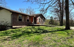 34 Kathryn Drive, St James, MO 65559