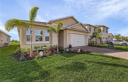 288 Spring Hill Lake Loop, Cape Coral, FL 33993