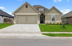 2906 Spector Drive, Bryan, TX 77808