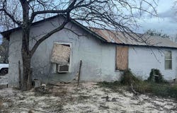 213 Warner, Del Rio, TX 78840