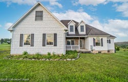 125 Hillview Road, Kunkletown, PA 18058