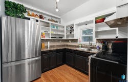 421 S Elmwood Ave, Sioux Falls, SD 57104