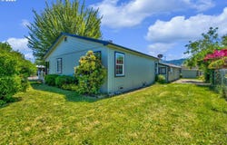 66 NW CARY St, Winston, OR 97496