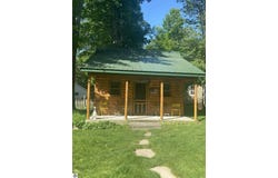 307 SENECA, BELLAIRE, MI 49615