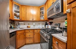 3086 Avenue W, Brooklyn, NY 11229