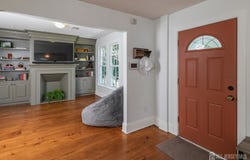 10 Old Nursery Lane, South Brunswick, NJ 08540