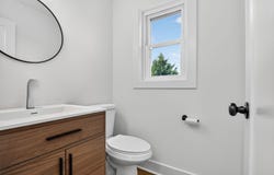 2 Harrys Ct, Palermo, NJ 08226