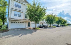 78 Windjammer Dr Dr, Somers Point, NJ 08244