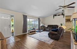885 SW 6TH AVENUE, WILLISTON, FL 32696