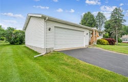 109 Bimber Ave, Beaver Falls, PA 15010