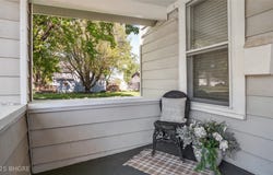 718 W 3rd Avenue, Indianola, IA 50125