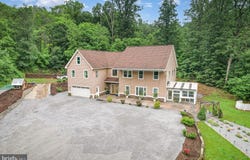 3789 SPRING ROAD, CARLISLE, PA 17013