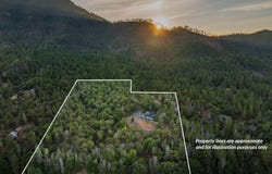 145 Lomas Road, Jacksonville, OR 97530
