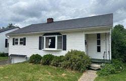 61 Ernst Avenue, Maysville, KY 41056