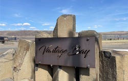 190 Basin Pointe Loop, Vantage, WA 98950