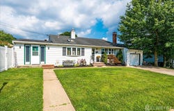 7 Caroline Place, Colonia, NJ 07067
