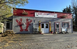 7 Main Street, Bridgton, ME 04009