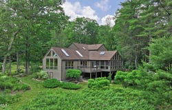 355 Adsit Crosby Rd, New Marlborough, MA 01230