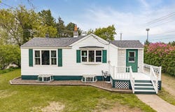 1008 Spring Lake Rd, Cloquet, MN 55720