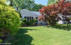 20 Miller Avenue, Holmdel, NJ 07733