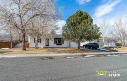 607 7th St, Cody, WY 82414