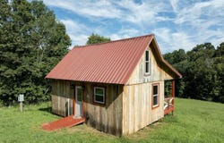 2729 Breeding Road, Edmonton, KY 42129