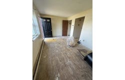 10 Lydon Ln, Halifax, MA 02338