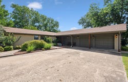 1561 E Country Club Drive, Vinita, OK 74301