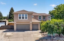 3084 Rall Avenue, Clovis, CA 93619